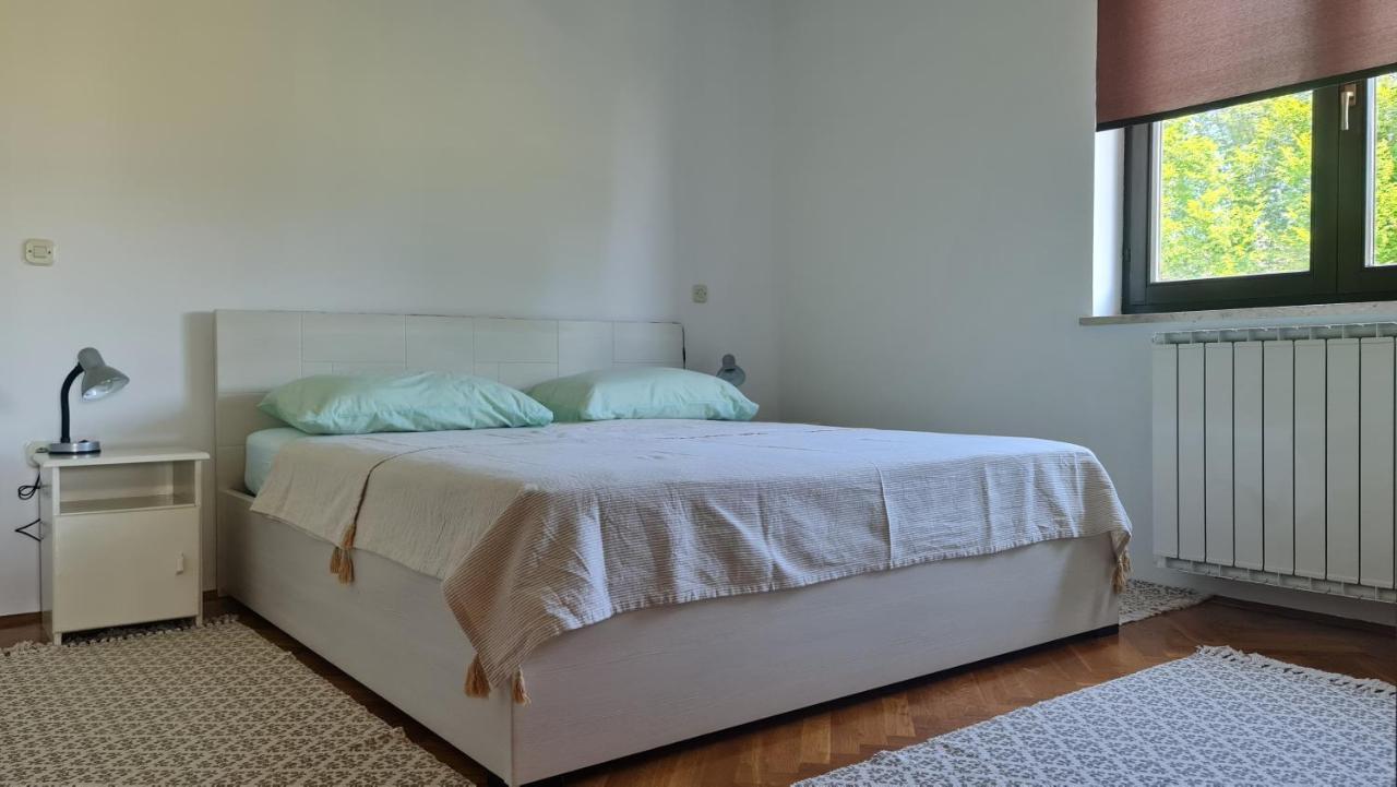 Apartament Minhen Muntić Zewnętrze zdjęcie